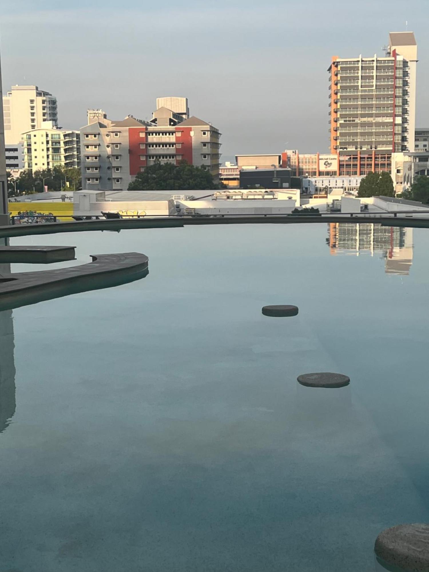 Apartment Pandanas 5 15th Fl Cbd Harbor Views Darwin