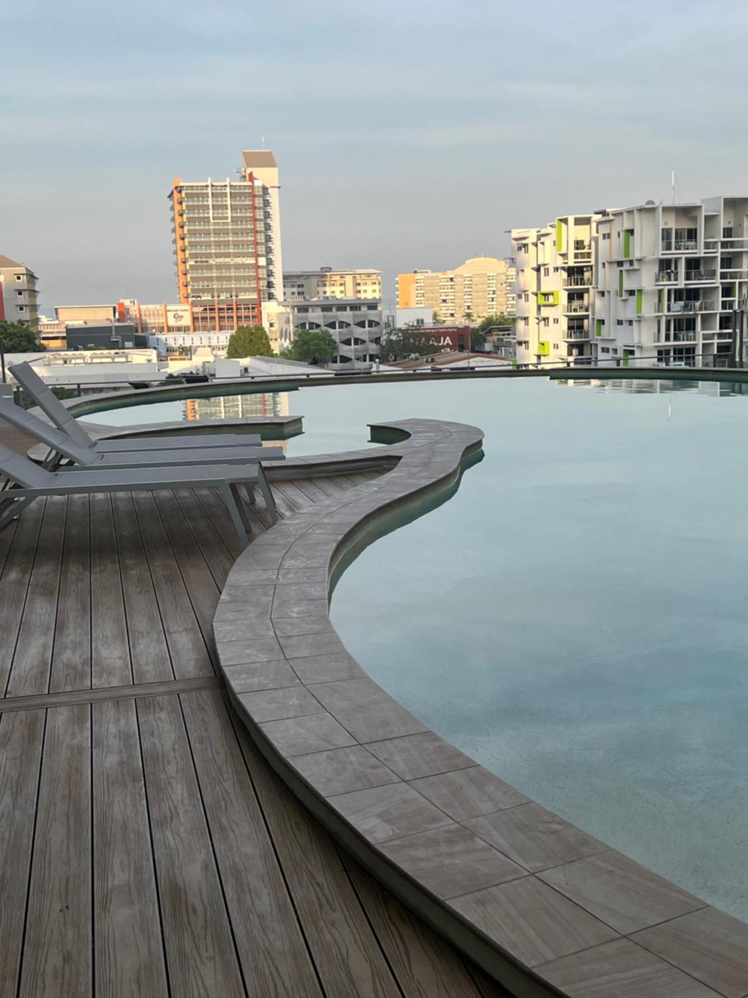 Pandanas 5 15th Fl Cbd Harbor Views * Darwin